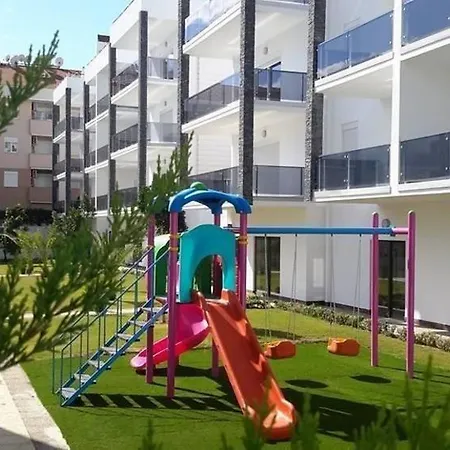 Felicia Apartment